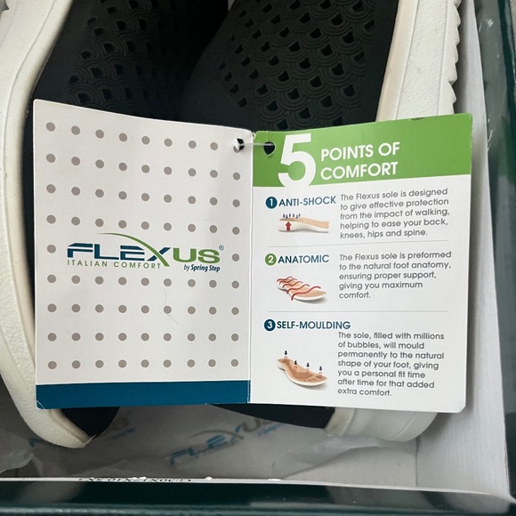NIB Flexus by Spring Step Black Italian Comfort Slip On Shoes Size 6.5-7 (EU 37) - Picture 6 of 11